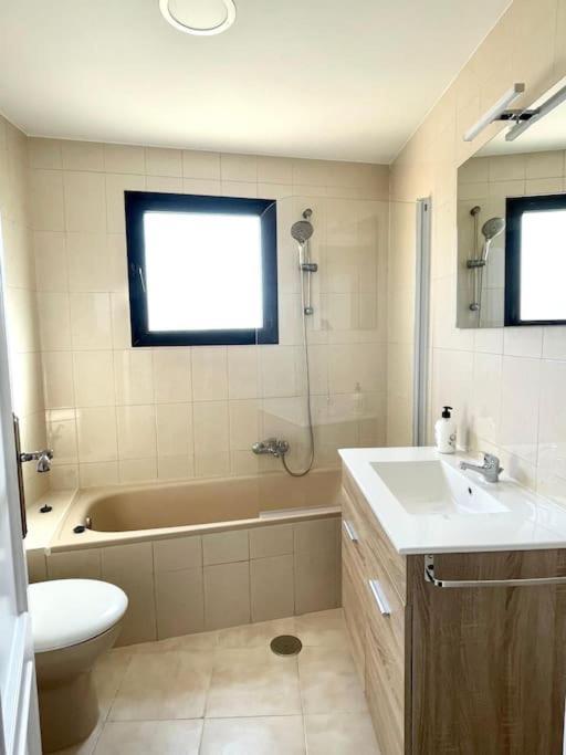מאלגה Beautiful & Sunny Apartment מראה חיצוני תמונה