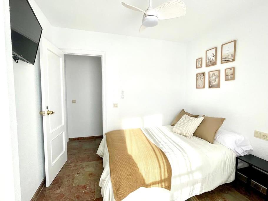 מאלגה Beautiful & Sunny Apartment מראה חיצוני תמונה