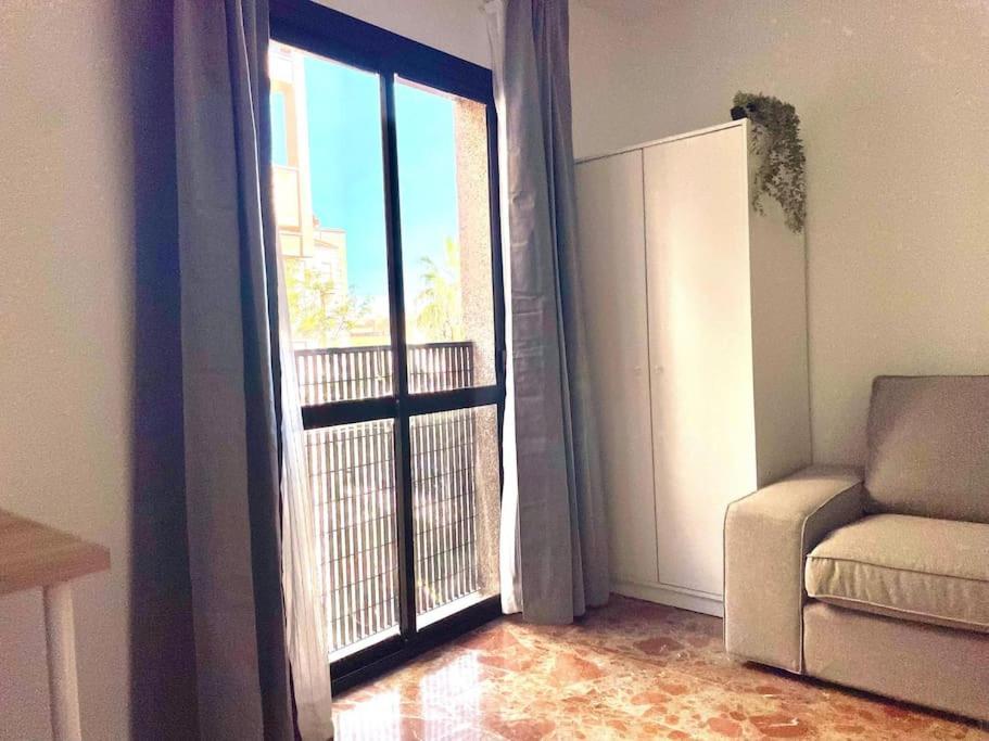 מאלגה Beautiful & Sunny Apartment מראה חיצוני תמונה